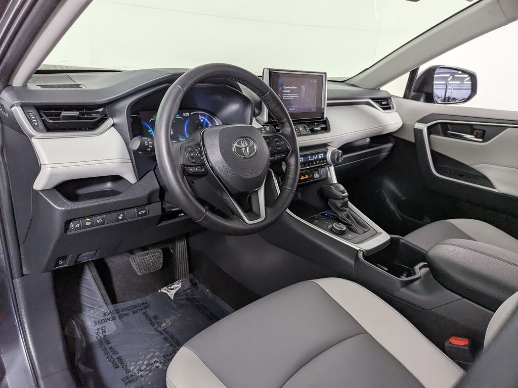 2025 Toyota RAV4 Hybrid XLE Premium