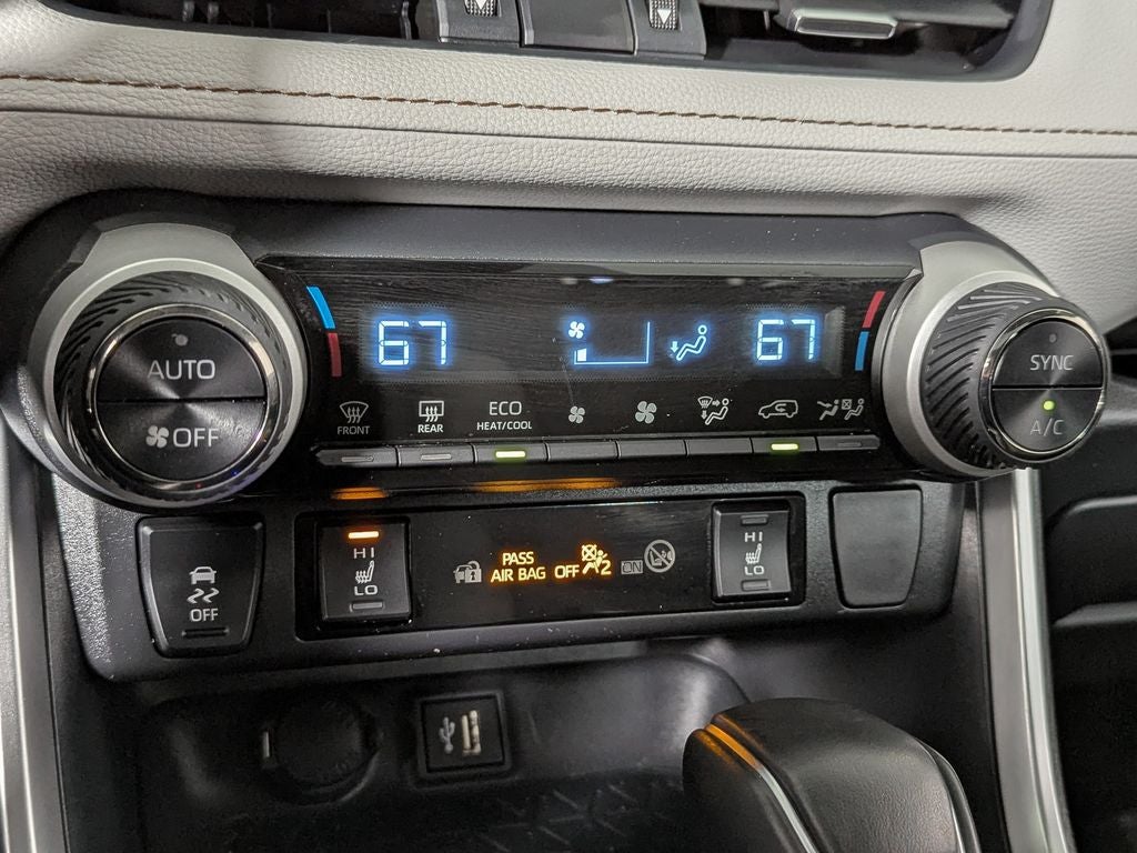 2025 Toyota RAV4 Hybrid XLE Premium