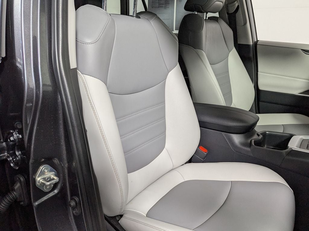 2025 Toyota RAV4 Hybrid XLE Premium