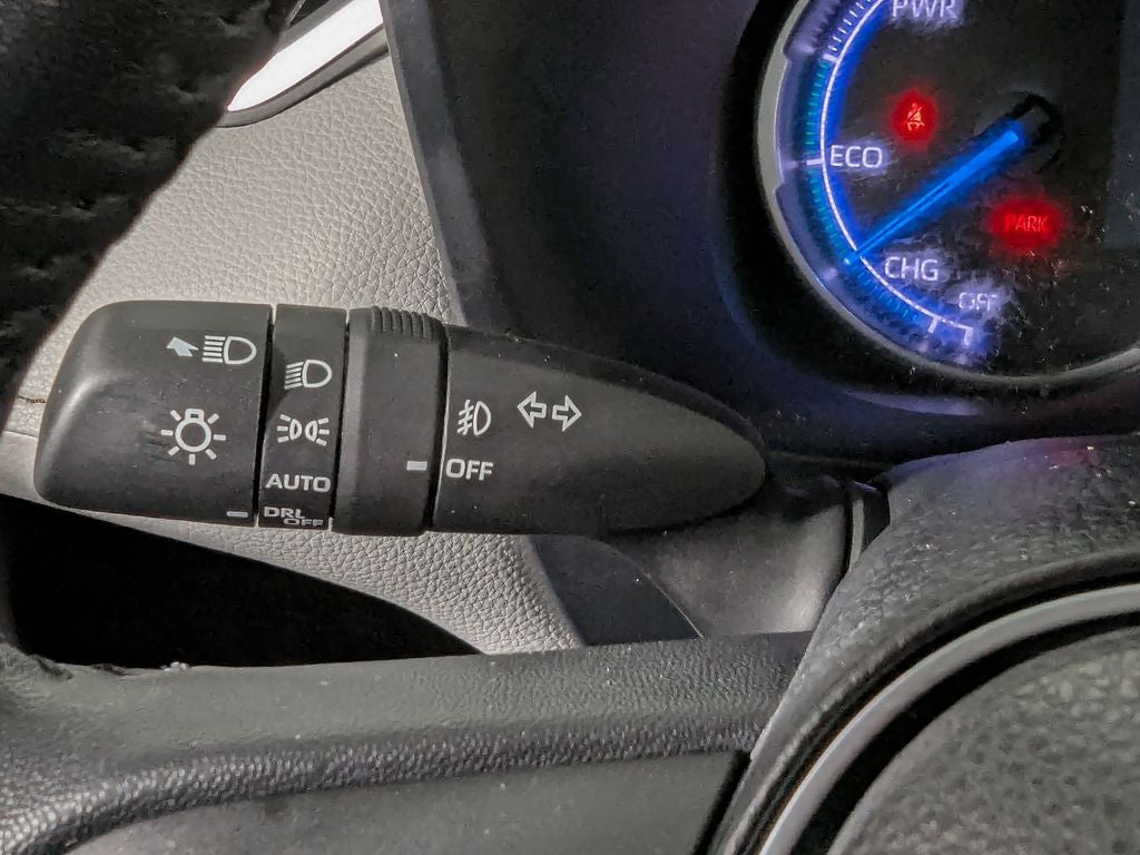 2025 Toyota RAV4 Hybrid XLE Premium