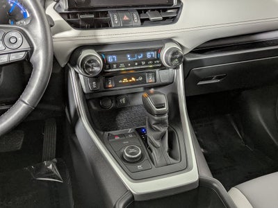 2025 Toyota RAV4 Hybrid XLE Premium