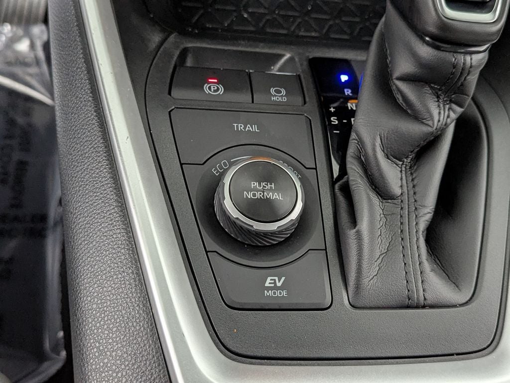 2025 Toyota RAV4 Hybrid XLE Premium