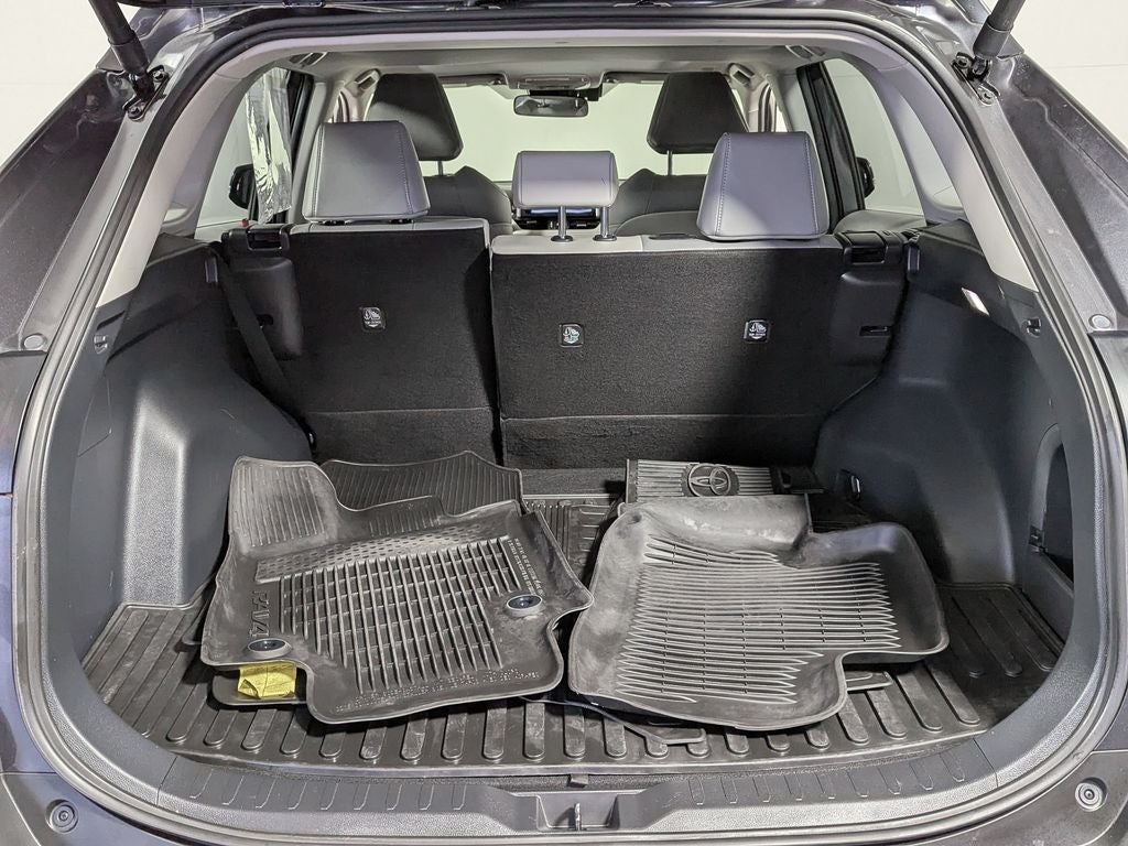 2025 Toyota RAV4 Hybrid XLE Premium