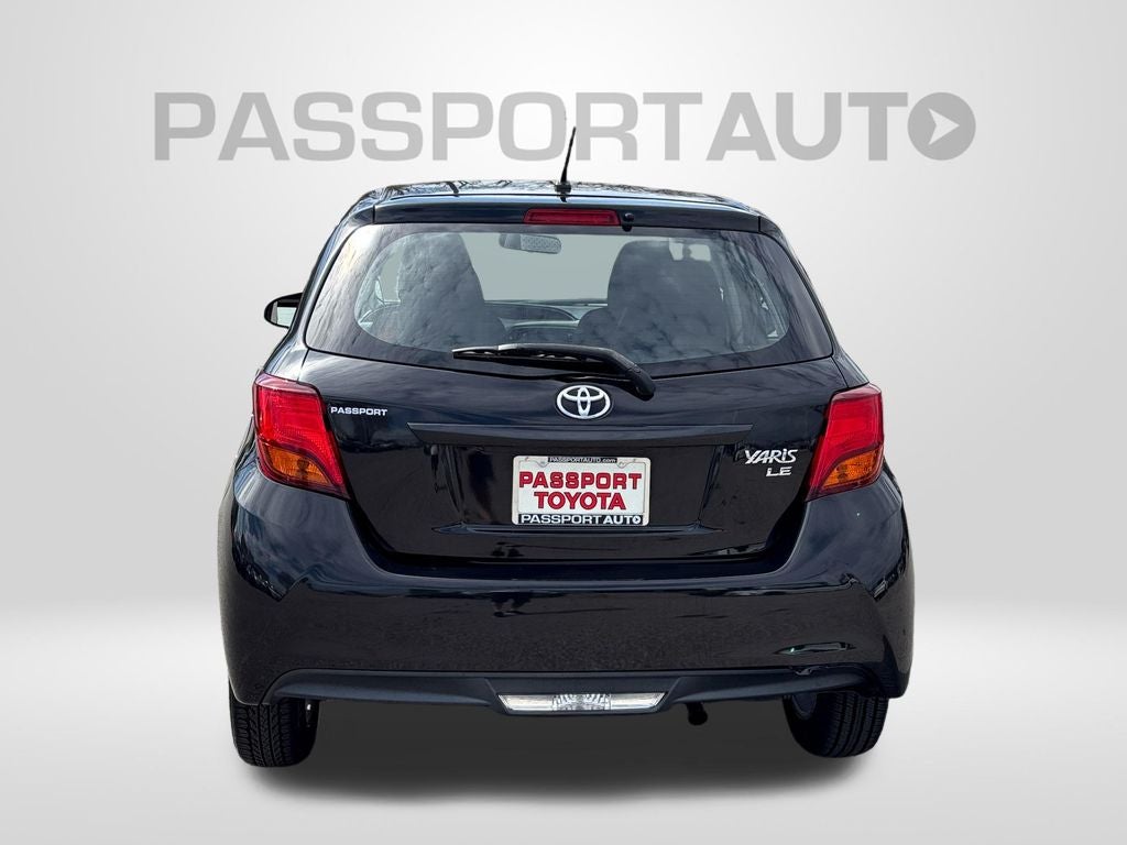 2015 Toyota Yaris LE
